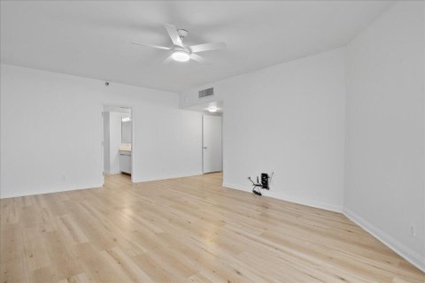Condominio en venta en North Palm Beach, Florida, 2 dormitorios, 266.16 m2 № 2245583 - foto 27
