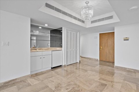 Condominio en venta en North Palm Beach, Florida, 2 dormitorios, 266.16 m2 № 2245583 - foto 13