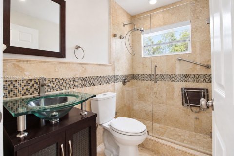 Villa ou maison à louer à Miami, Floride: 3 chambres, 140.84 m2 № 2363621 - photo 19