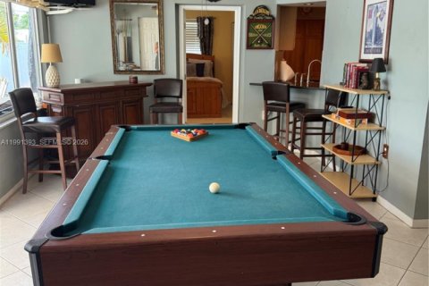 House in Coconut Creek, Florida 4 bedrooms, 170.94 sq.m. № 2052207 - photo 8