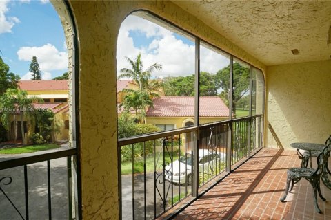 Touwnhouse à vendre à Doral, Floride: 3 chambres, 182.09 m2 № 1955414 - photo 21