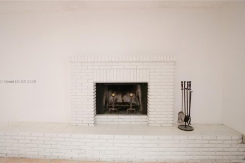 Touwnhouse à vendre à Doral, Floride: 3 chambres, 182.09 m2 № 1955414 - photo 4