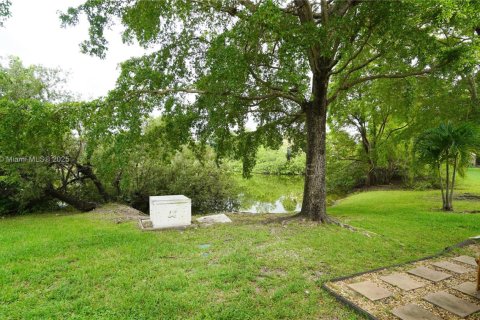 Touwnhouse à vendre à Doral, Floride: 3 chambres, 182.09 m2 № 1955414 - photo 13