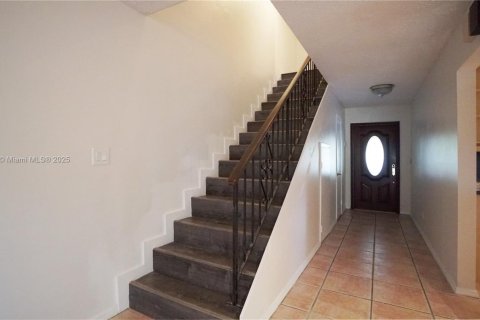 Touwnhouse à vendre à Doral, Floride: 3 chambres, 182.09 m2 № 1955414 - photo 14
