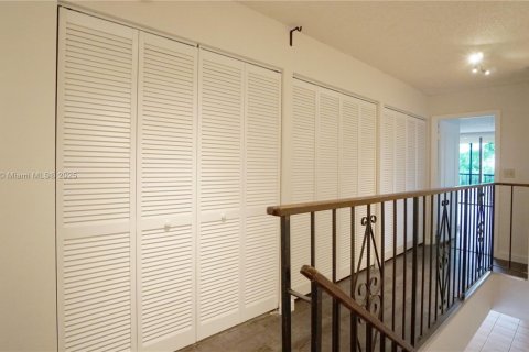 Touwnhouse à vendre à Doral, Floride: 3 chambres, 182.09 m2 № 1955414 - photo 15