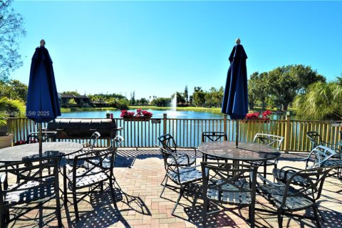 Touwnhouse à vendre à Doral, Floride: 3 chambres, 182.09 m2 № 1955414 - photo 30