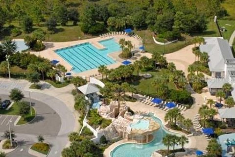 Townhouse in Fish Hawk, Florida 2 bedrooms, 115.94 sq.m. № 2237221 - photo 14