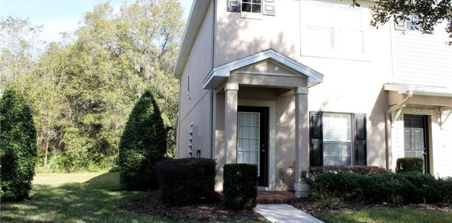 Townhouse in Fish Hawk, Florida 2 bedrooms, 115.94 sq.m. № 2237221