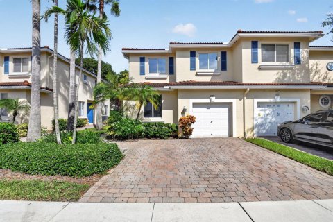 Townhouse in Boynton Beach, Florida 2 bedrooms, 156.45 sq.m. № 2366394