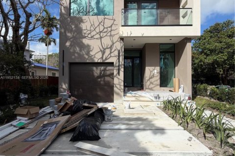 Casa en venta en Hollywood, Florida, 4 dormitorios, 246.84 m2 № 2007453 - foto 7