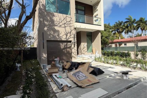 Casa en venta en Hollywood, Florida, 4 dormitorios, 246.84 m2 № 2007453 - foto 6