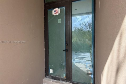 Casa en venta en Hollywood, Florida, 4 dormitorios, 246.84 m2 № 2007453 - foto 9