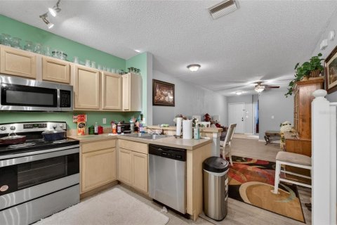 Townhouse in Riverview, Florida 3 bedrooms, 131.18 sq.m. № 2150850 - photo 16