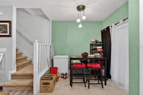 Townhouse in Riverview, Florida 3 bedrooms, 131.18 sq.m. № 2150850 - photo 18