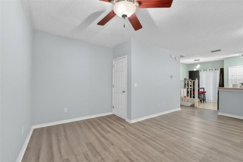 Townhouse in Riverview, Florida 3 bedrooms, 131.18 sq.m. № 2150850 - photo 9