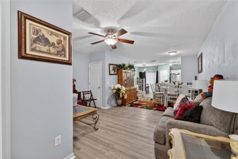 Townhouse in Riverview, Florida 3 bedrooms, 131.18 sq.m. № 2150850 - photo 7