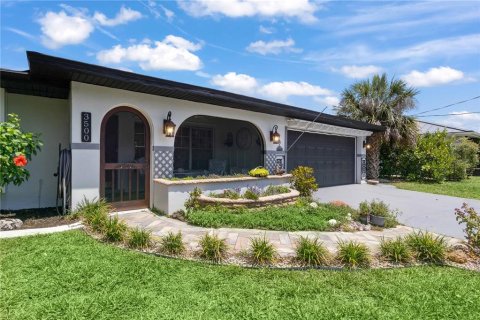 House in Port Charlotte, Florida 3 bedrooms, 130.53 sq.m. № 1765466 - photo 6