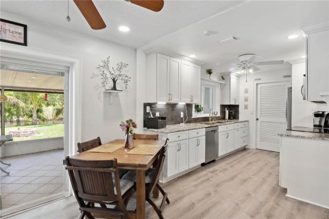 House in Port Charlotte, Florida 3 bedrooms, 130.53 sq.m. № 1765466 - photo 20