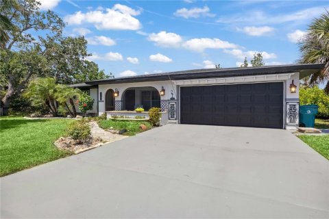 House in Port Charlotte, Florida 3 bedrooms, 130.53 sq.m. № 1765466 - photo 5