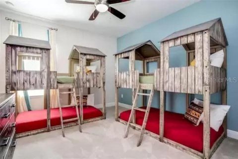 House in Kissimmee, Florida 6 bedrooms, 297.57 sq.m. № 1537092 - photo 5