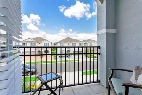 House in Kissimmee, Florida 6 bedrooms, 297.57 sq.m. № 1537092 - photo 20