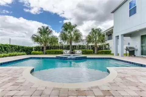 House in Kissimmee, Florida 6 bedrooms, 297.57 sq.m. № 1537092 - photo 8
