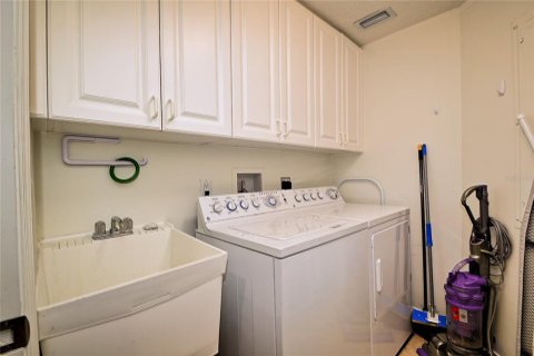 Condo in Clearwater, Florida, 3 bedrooms  № 1628636 - photo 22