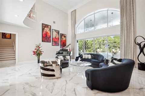 Casa en venta en Tampa, Florida, 5 dormitorios, 612.23 m2 № 1843301 - foto 9