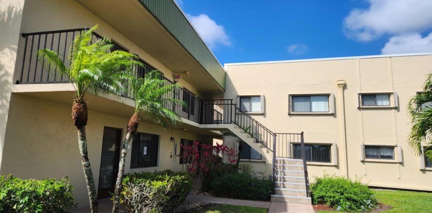 Condo à Delray Beach, Floride, 2 chambres  № 2083258
