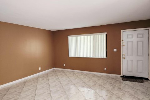Copropriété à vendre à Delray Beach, Floride: 2 chambres, 102.19 m2 № 2083258 - photo 2