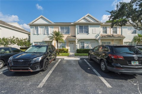 Townhouse in Weston, Florida 2 bedrooms, 103.12 sq.m. № 2411198 - photo 24