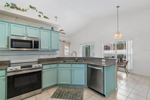 Купить виллу или дом в Тарпон-Спрингс, Флорида 7 комнат, 190.26м2, № 2147554 - фото 20