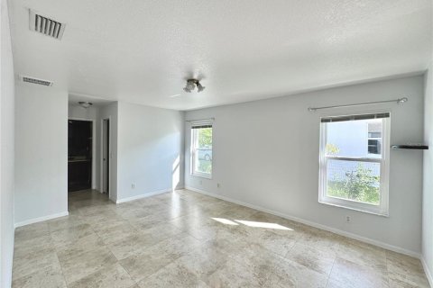 Casa en venta en North Port, Florida, 3 dormitorios, 162.58 m2 № 2259377 - foto 23