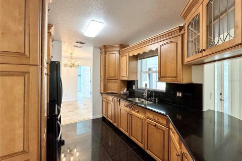 Casa en venta en North Port, Florida, 3 dormitorios, 162.58 m2 № 2259377 - foto 9