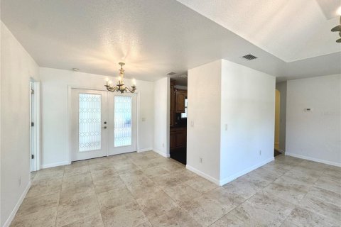 Casa en venta en North Port, Florida, 3 dormitorios, 162.58 m2 № 2259377 - foto 7