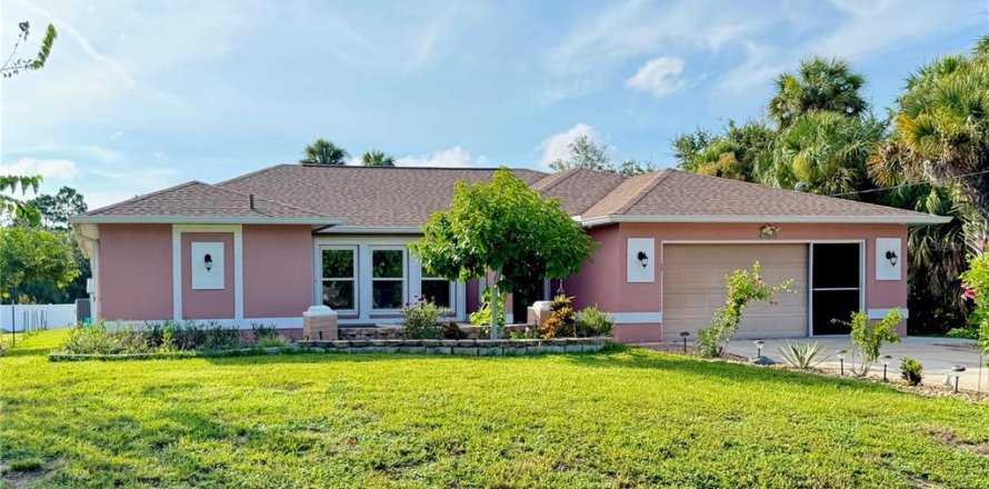 Casa en North Port, Florida 3 dormitorios, 162.58 m2 № 2259377