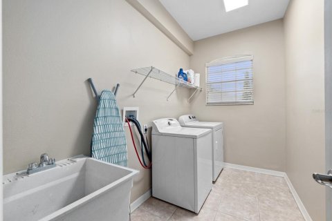 House in Sanford, Florida 3 bedrooms, 221.57 sq.m. № 1810783 - photo 30