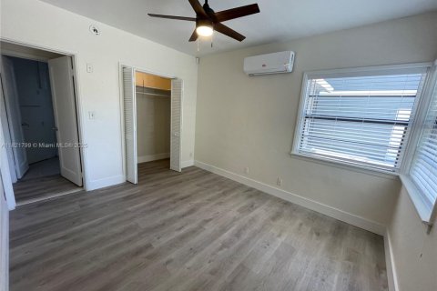 Villa ou maison à louer à Pompano Beach, Floride: 1 chambre, 470.27 m2 № 1786941 - photo 7