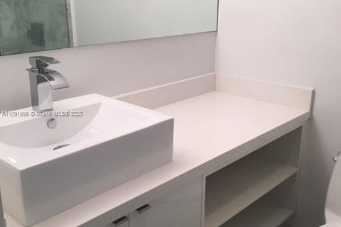 Снять в аренду кондоминиум в Майами-Бич, Флорида 2 спальни, 110.55м2, № 2080466 - фото 11