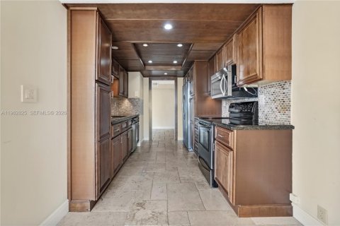 Купить кондоминиум в Майами, Флорида 2 спальни, 141.21м2, № 2028912 - фото 16