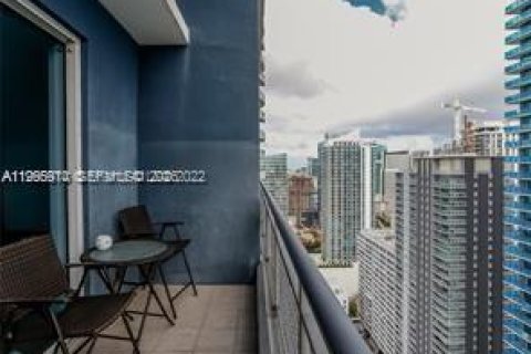 Condo in Miami, Florida, 2 bedrooms  № 2028728 - photo 6