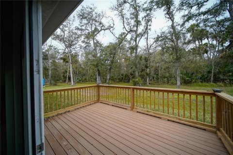 House in Edgewater, Florida 4 bedrooms, 239.69 sq.m. № 1526040 - photo 22