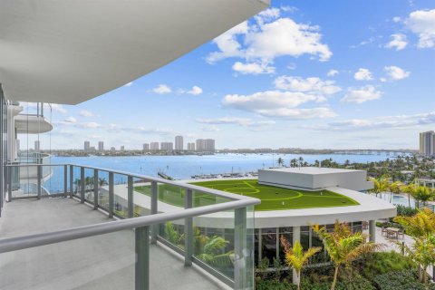 Condominio en Lake Park, Florida, 2 dormitorios  № 2078192