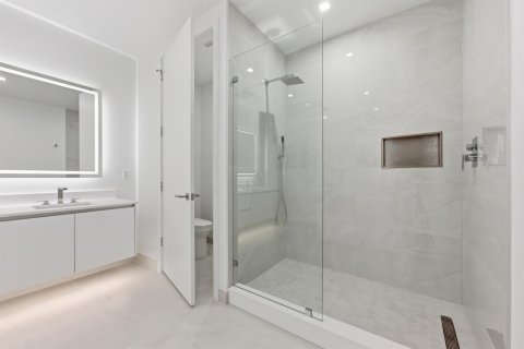 Condominio en alquiler en Lake Park, Florida, 2 dormitorios, 142.42 m2 № 2078192 - foto 12