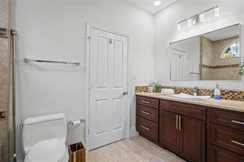 House in Naples, Florida 4 bedrooms, 406.45 sq.m. № 2105185 - photo 23