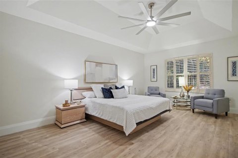House in Naples, Florida 4 bedrooms, 406.45 sq.m. № 2105185 - photo 15