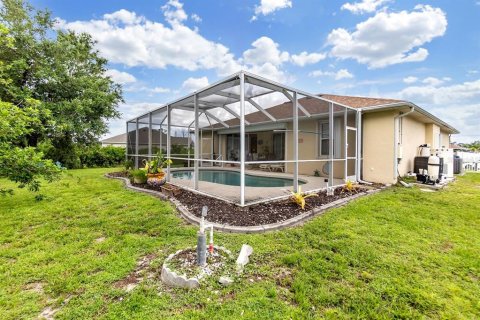 Casa en venta en North Port, Florida, 3 dormitorios, 155.7 m2 № 2216667 - foto 9