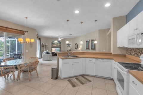 Casa en venta en North Port, Florida, 3 dormitorios, 155.7 m2 № 2216667 - foto 27