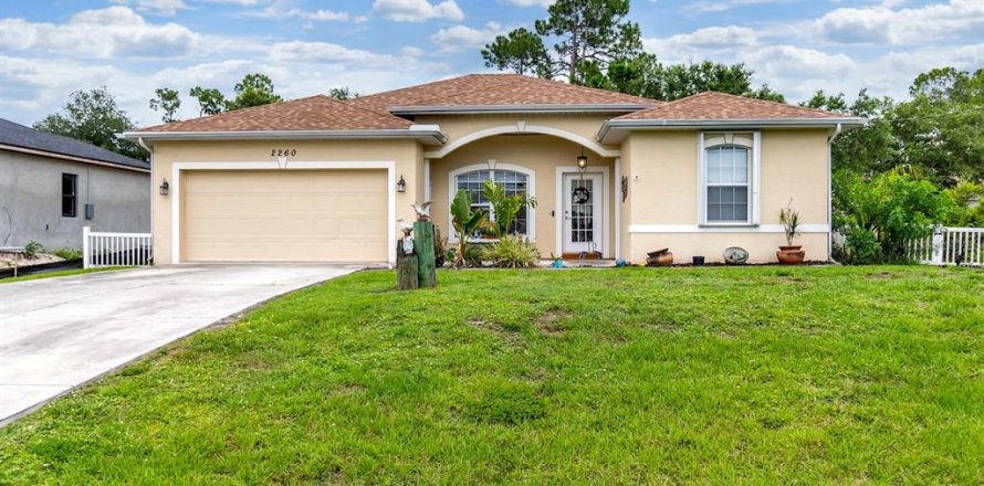 Casa en North Port, Florida 3 dormitorios, 155.7 m2 № 2216667