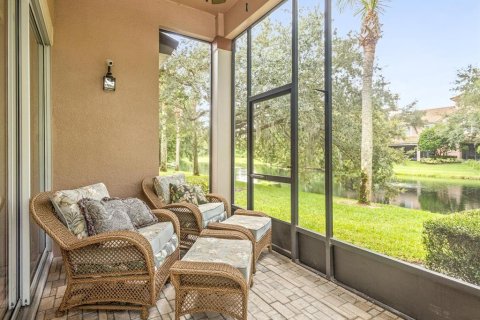Купить таунхаус в Дэвенпорт, Флорида 7 комнат, 223.15м2, № 1850249 - фото 2
